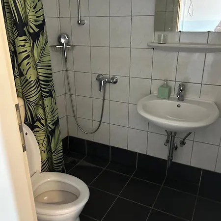 Pension Nuernberg Guest house *